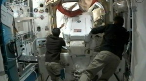Alerta en la Estación Espacial por la invasión de bacterias mutantes